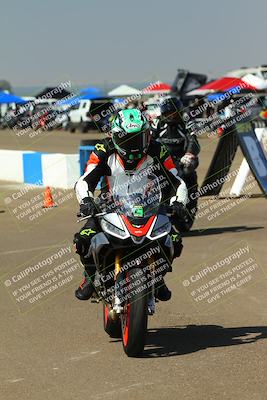 media/Sep-20-2025-TrackDaz (Sat) [[27f0cde673]]/Around the Pits/